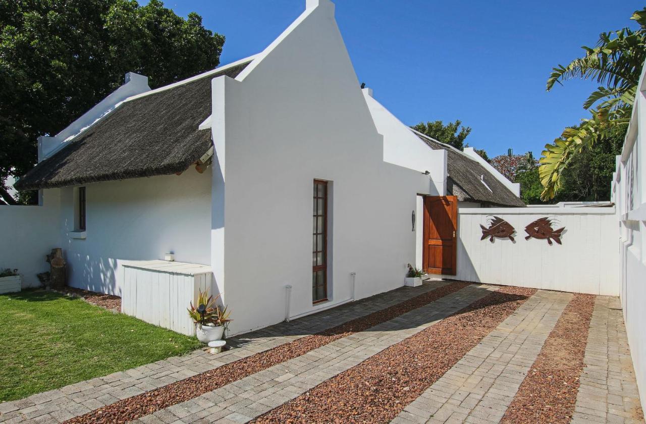 Cottage On College St Francis Bay Bagian luar foto